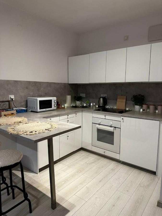 Apartament Centrum, Miejsce Parkingowe W Cenie Varsóvia Exterior foto